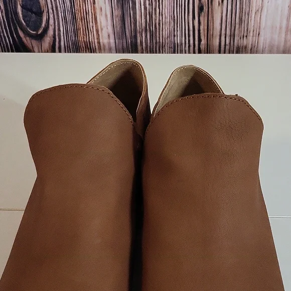 Lucky Brand Women's Almond Toe Ankle Boots Size 8.5 (Like New) - Picture 3 of 12